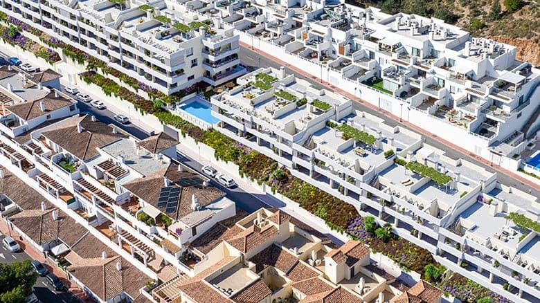 2 bedroom Apartment for sale in Benalmadena with pool garage - € 338,900 (Ref: 10066401)