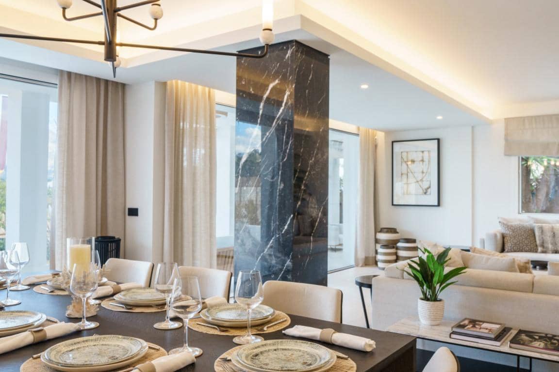 5 sypialnia Willa na sprzedaż w Nueva Andalucia z basenem garażem - 2 850 000 € (Ref: 10066403)