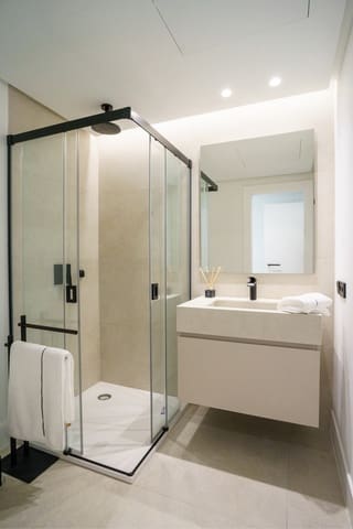 Chalet de 5 habitaciones en Nueva Andalucia, Marbella en venta con piscina garaje - 2.850.000 € (Ref: 10066403)