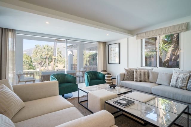Chalet de 5 habitaciones en Nueva Andalucia, Marbella en venta con piscina garaje - 2.850.000 € (Ref: 10066403)