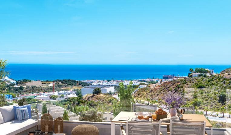4 sypialnia Willa na sprzedaż w Mijas Costa z basenem garażem - 461 000 € (Ref: 10066406)
