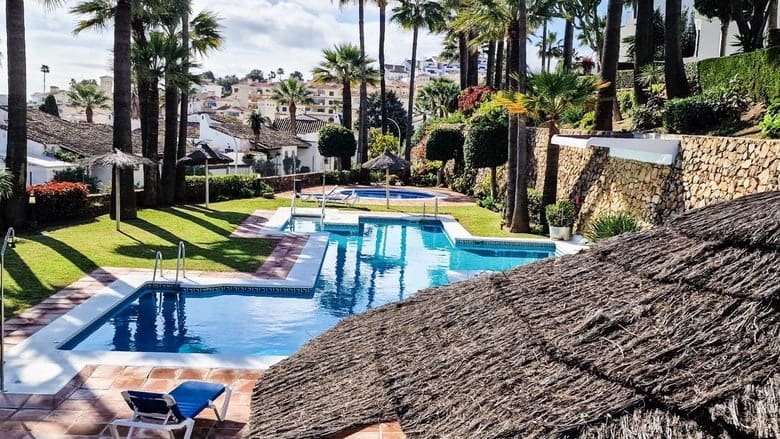 3 Zimmer Doppelhaus zu verkaufen in La Duquesa / Puerto de la Duquesa mit Pool Garage - 549.000 € (Ref: 10066408)