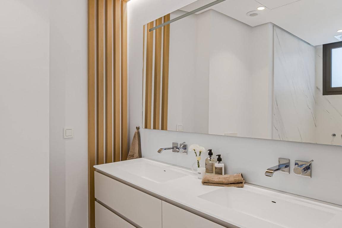Ático de 2 habitaciones en Benahavís en venta con piscina garaje - 1.275.000 € (Ref: 10066420)