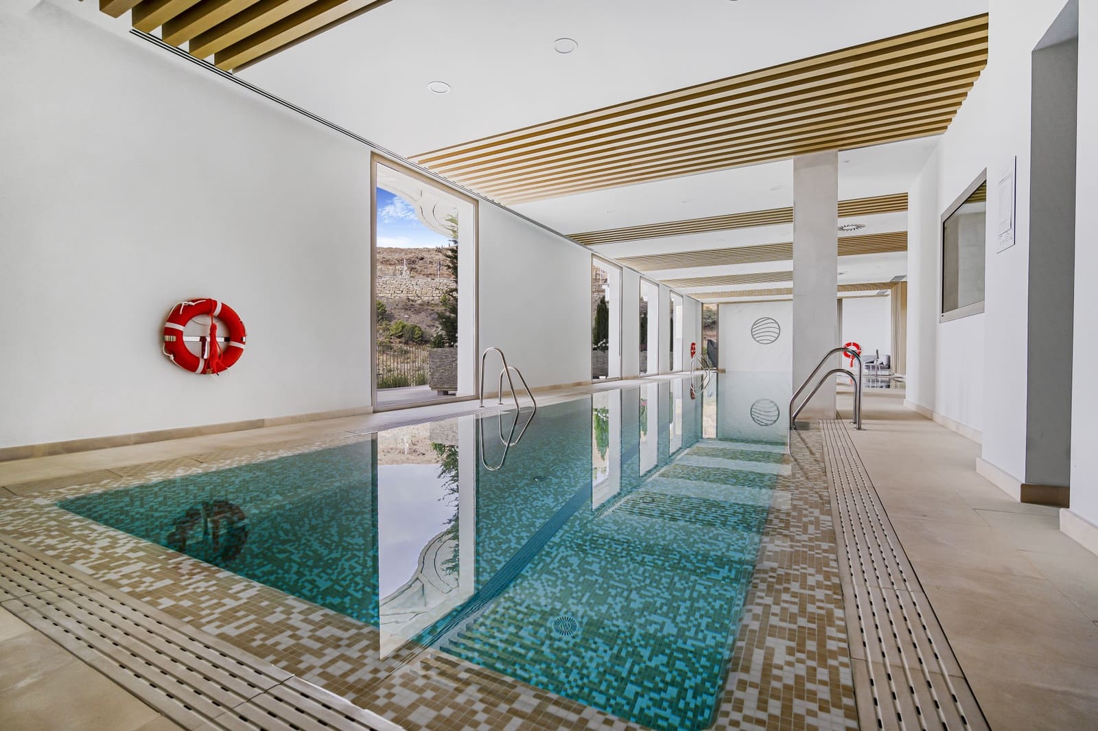 Ático de 2 habitaciones en Benahavís en venta con piscina garaje - 1.275.000 € (Ref: 10066420)