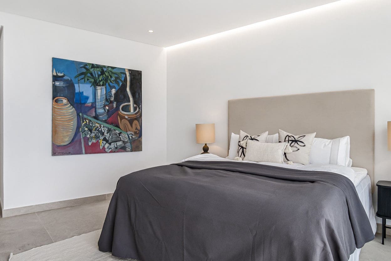2 bedroom Penthouse for sale in Benahavis with pool garage - € 1,275,000 (Ref: 10066420)
