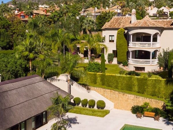 5 bedroom Villa for sale in Marbella with pool garage - € 9,500,000 (Ref: 10066424)