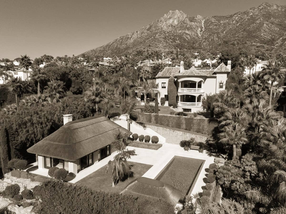 5 bedroom Villa for sale in Marbella with pool garage - € 9,500,000 (Ref: 10066424)
