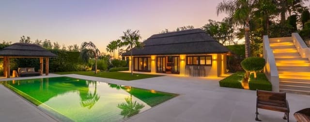5 sypialnia Willa na sprzedaż w Marbella z basenem garażem - 9 500 000 € (Ref: 10066424)