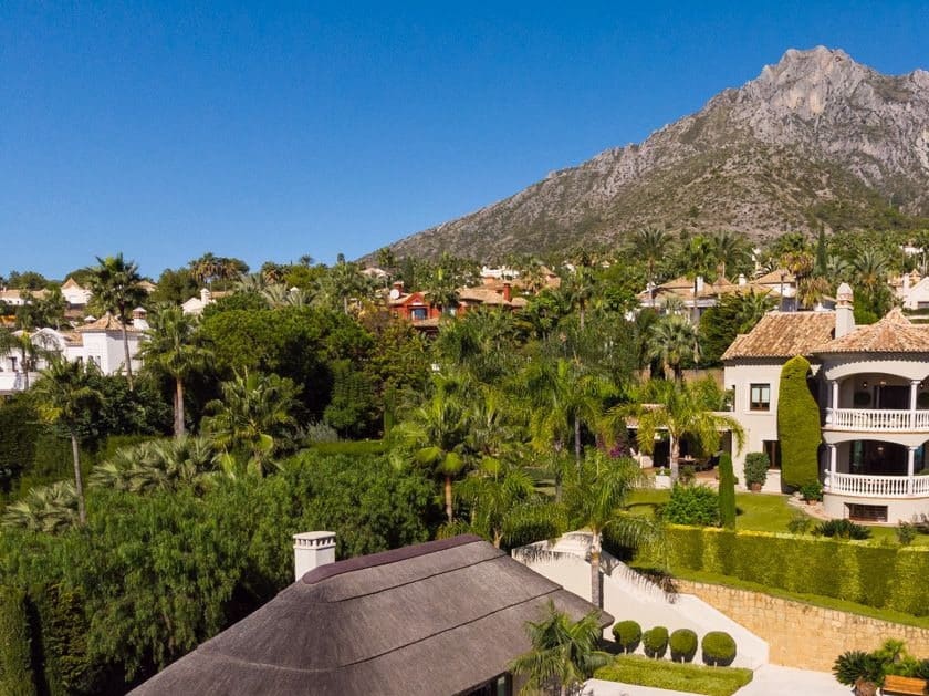5 bedroom Villa for sale in Marbella with pool garage - € 9,500,000 (Ref: 10066424)