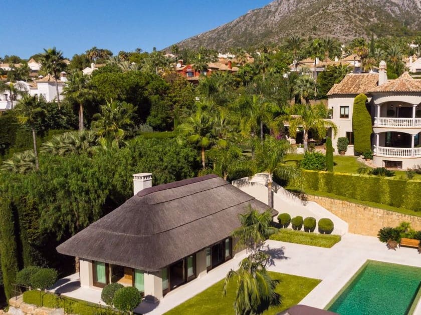 5 bedroom Villa for sale in Marbella with pool garage - € 9,500,000 (Ref: 10066424)