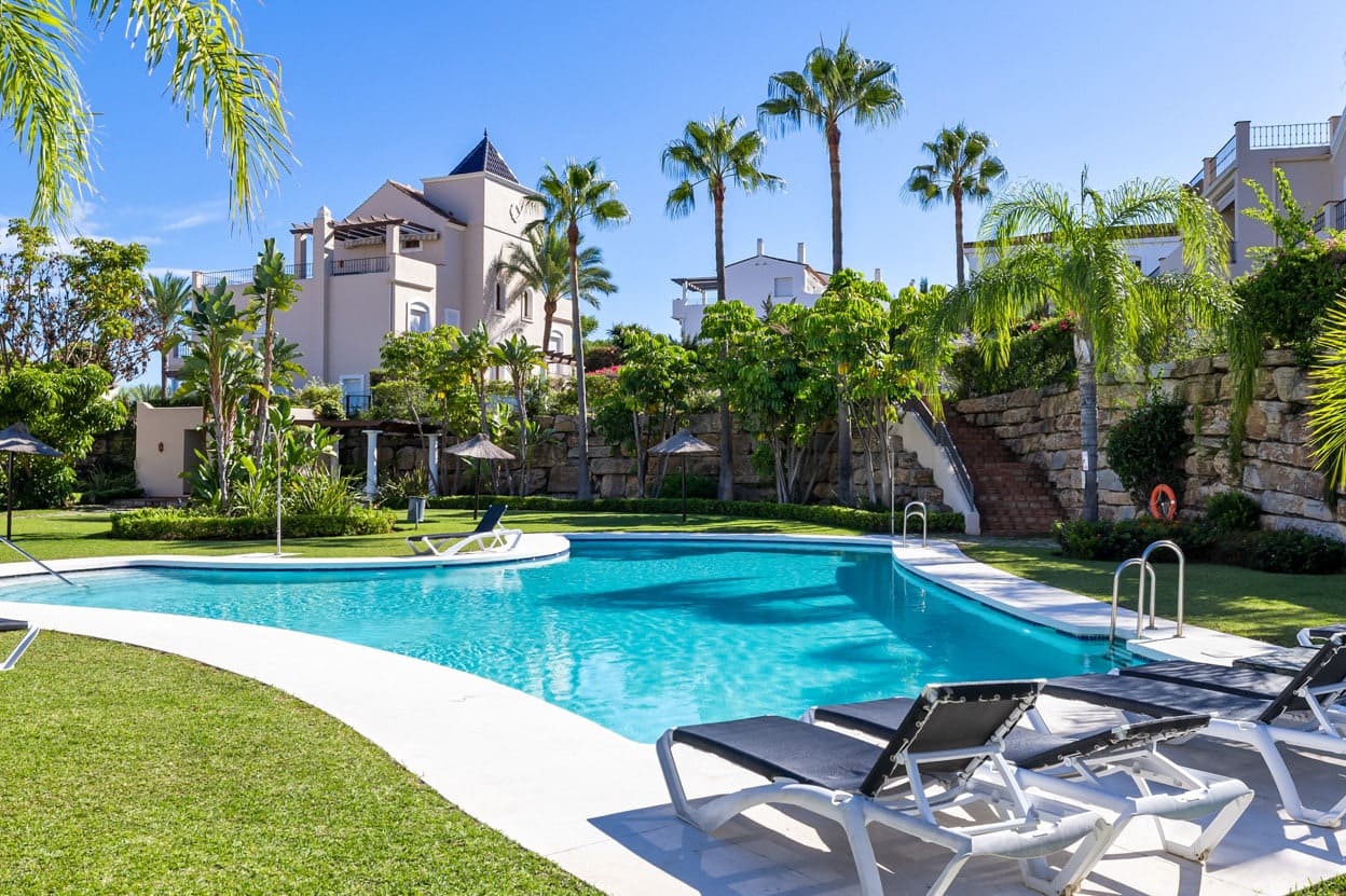 4 soveværelse Villa til salg i Marbella med swimmingpool garage - € 695.000 (Ref: 10066431)
