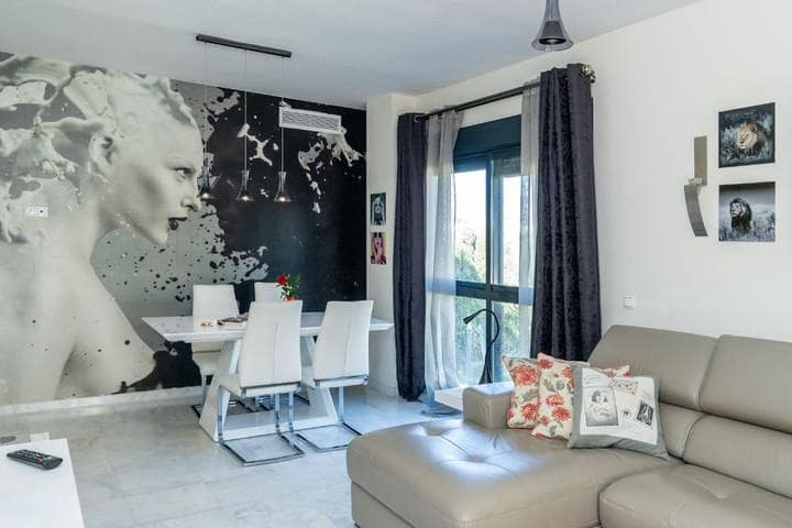 2 chambre Appartement à vendre à Marbella avec piscine garage - 329 500 € (Ref: 10066432)