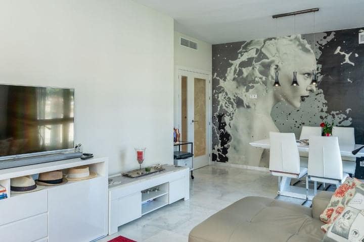 2 chambre Appartement à vendre à Marbella avec piscine garage - 329 500 € (Ref: 10066432)