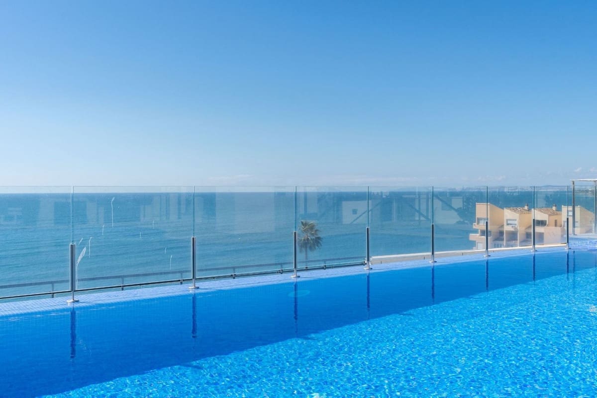 2 chambre Appartement à vendre à Marbella avec piscine garage - 329 500 € (Ref: 10066432)