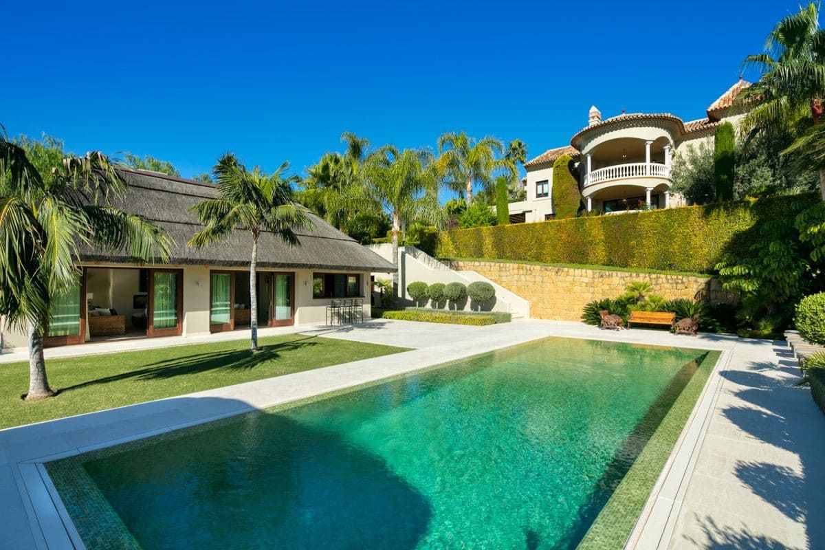 Chalet de 5 habitaciones en Marbella en venta con piscina garaje - 9.500.000 € (Ref: 10066434)