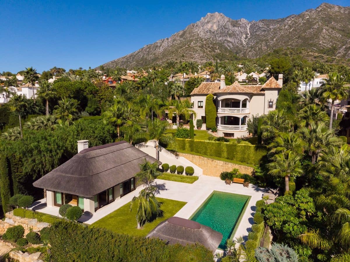 Chalet de 5 habitaciones en Marbella en venta con piscina garaje - 9.500.000 € (Ref: 10066434)