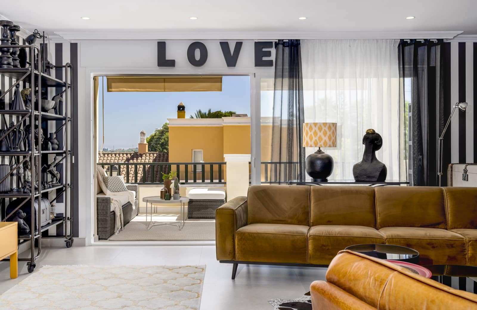 4 sypialnia Willa na sprzedaż w Marbella z basenem garażem - 898 000 € (Ref: 10066436)