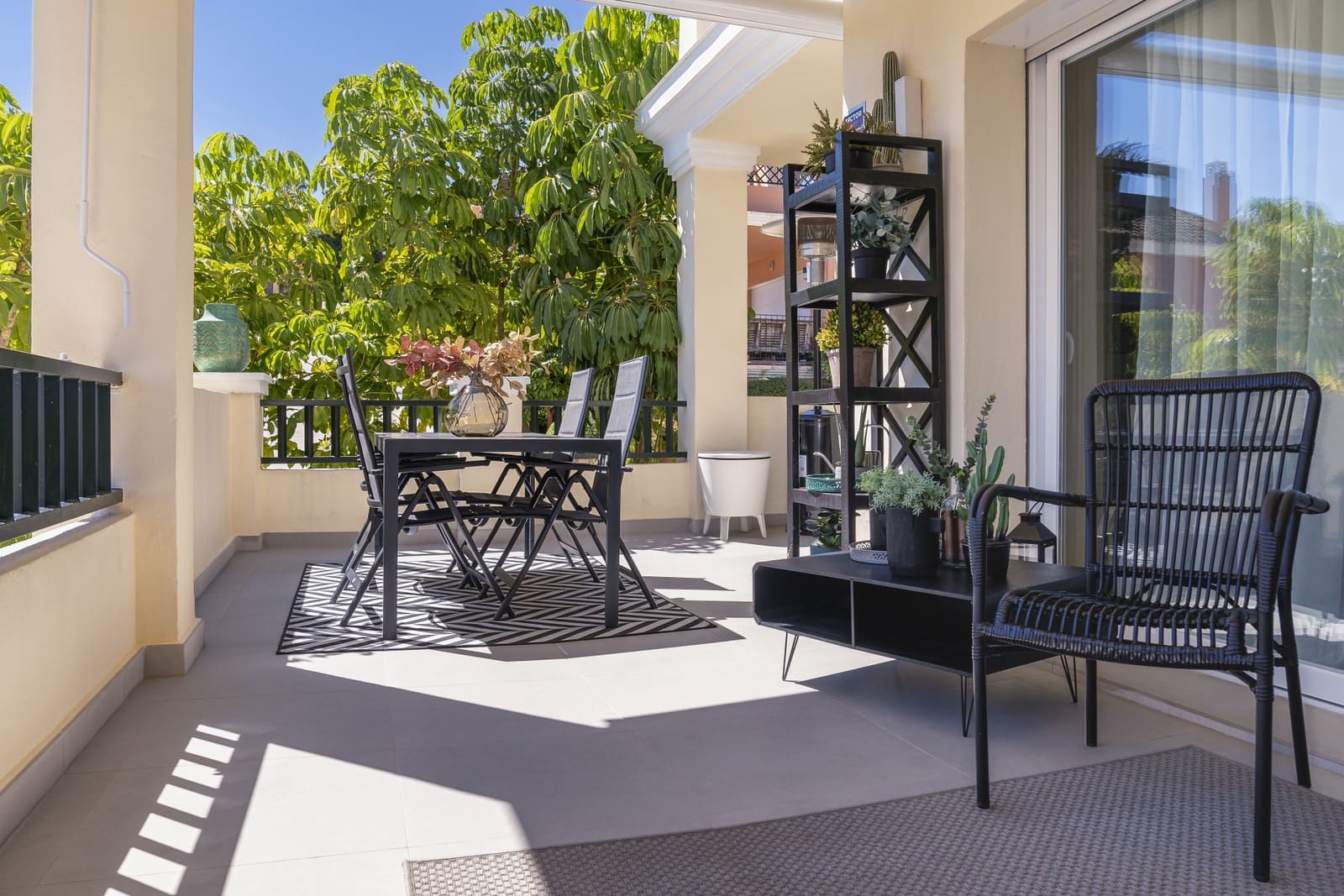 4 sypialnia Willa na sprzedaż w Marbella z basenem garażem - 898 000 € (Ref: 10066436)