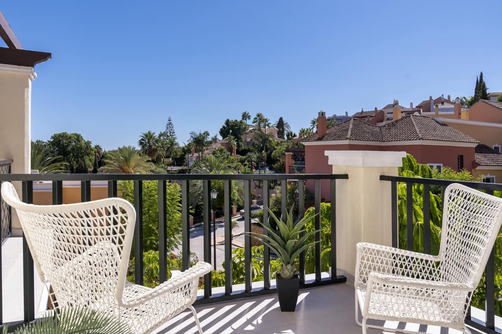 4 sypialnia Willa na sprzedaż w Marbella z basenem garażem - 898 000 € (Ref: 10066436)