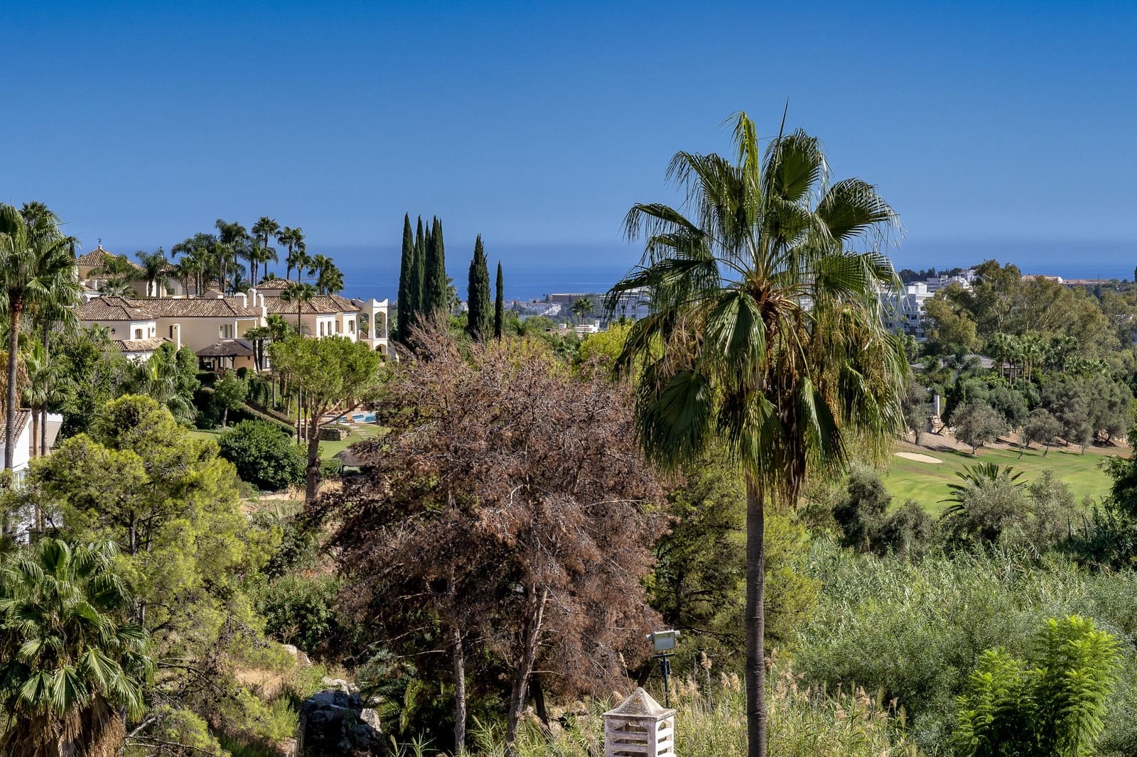 4 sypialnia Willa na sprzedaż w Marbella z basenem garażem - 898 000 € (Ref: 10066436)