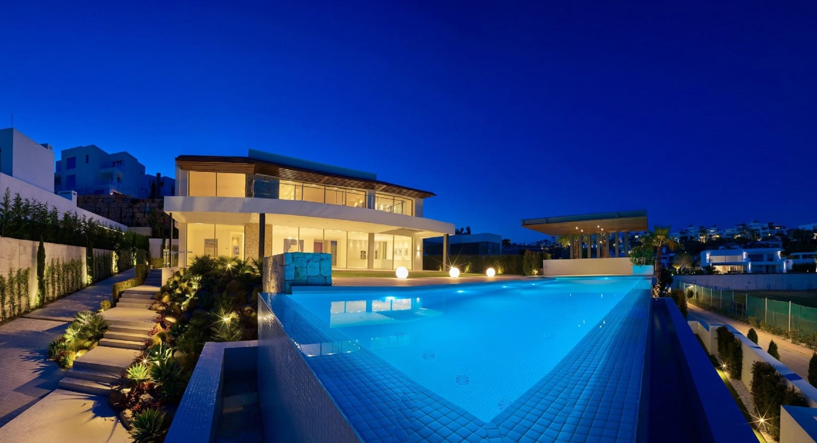 5 sypialnia Willa na sprzedaż w Marbella z basenem - 4 500 000 € (Ref: 10066441)