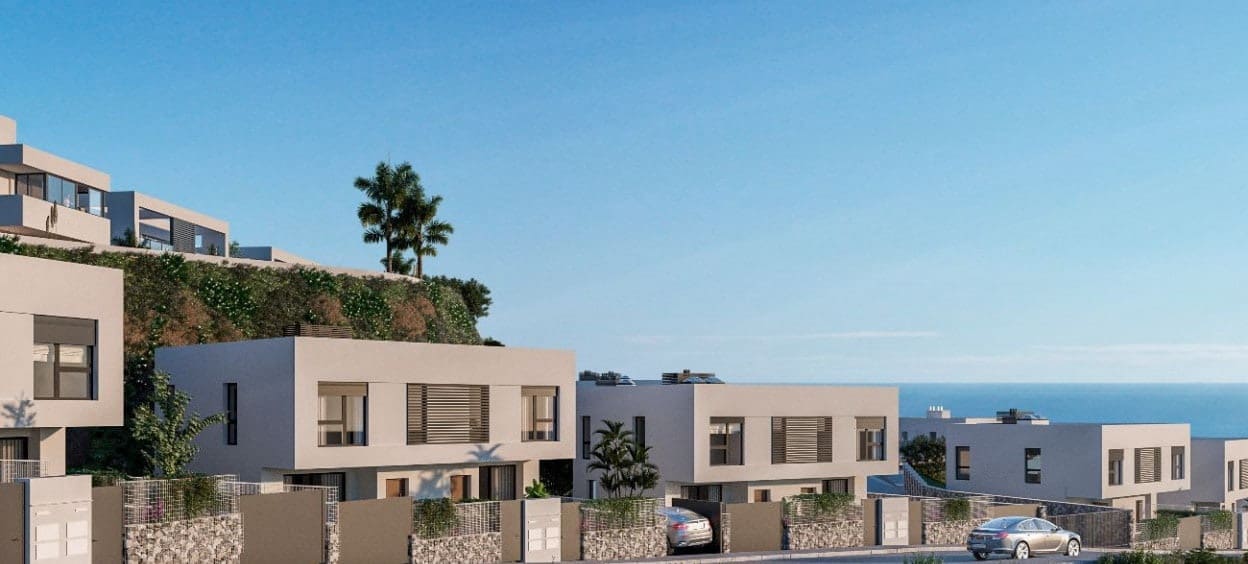 4 quarto Moradia para venda em Marbella com piscina garagem - 532 000 € (Ref: 10066443)