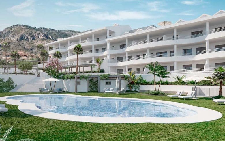 Apartamento de 2 habitaciones en Marbella en venta con piscina garaje - 318.000 € (Ref: 10066445)