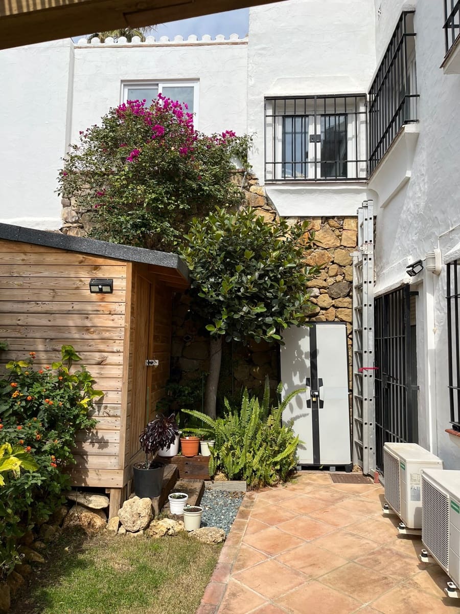 3 chambre Villa/Maison à vendre à Marbella avec piscine - 549 000 € (Ref: 10066448)