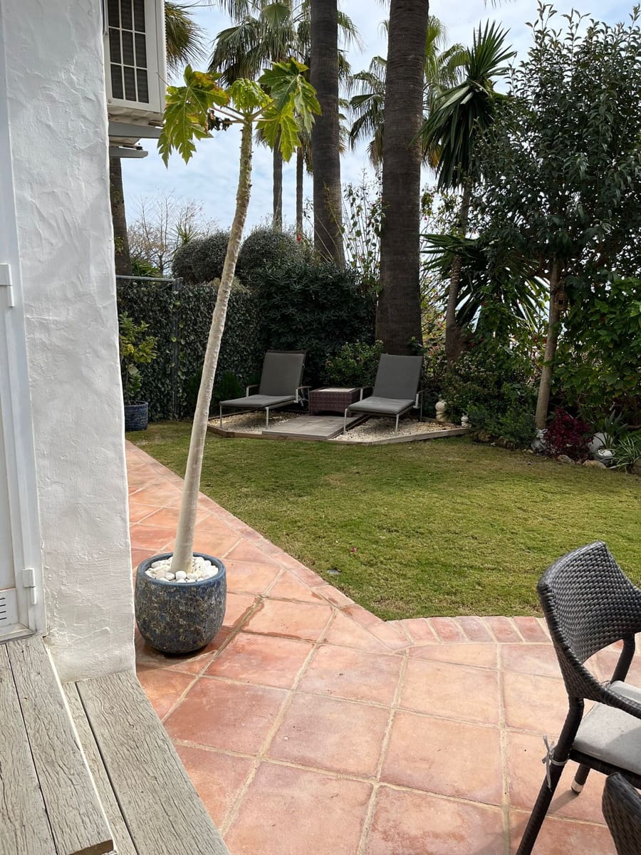 3 chambre Villa/Maison à vendre à Marbella avec piscine - 549 000 € (Ref: 10066448)