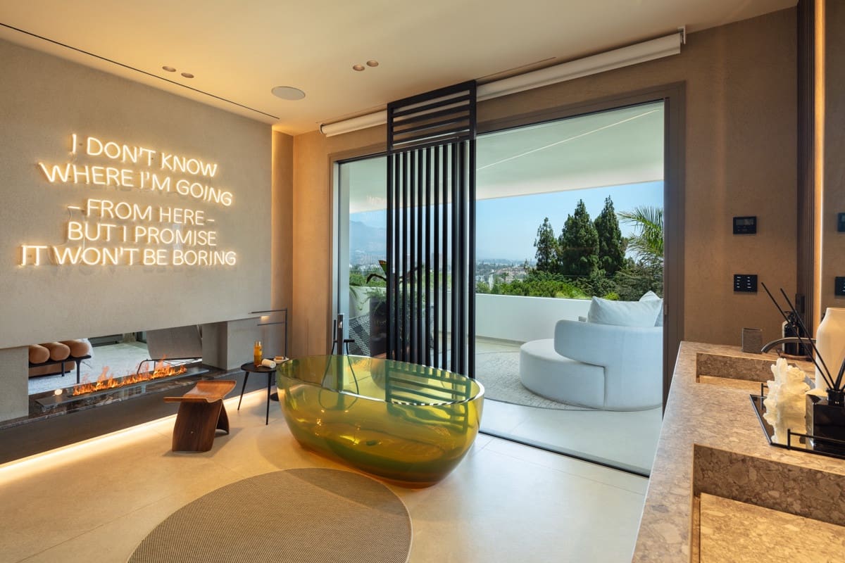 Chalet de 4 habitaciones en Marbella en venta con piscina garaje - 4.495.000 € (Ref: 10066449)