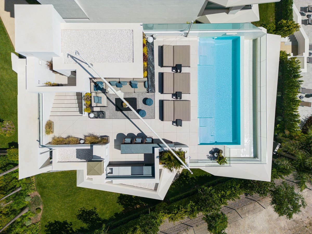 Chalet de 4 habitaciones en Marbella en venta con piscina garaje - 4.495.000 € (Ref: 10066449)