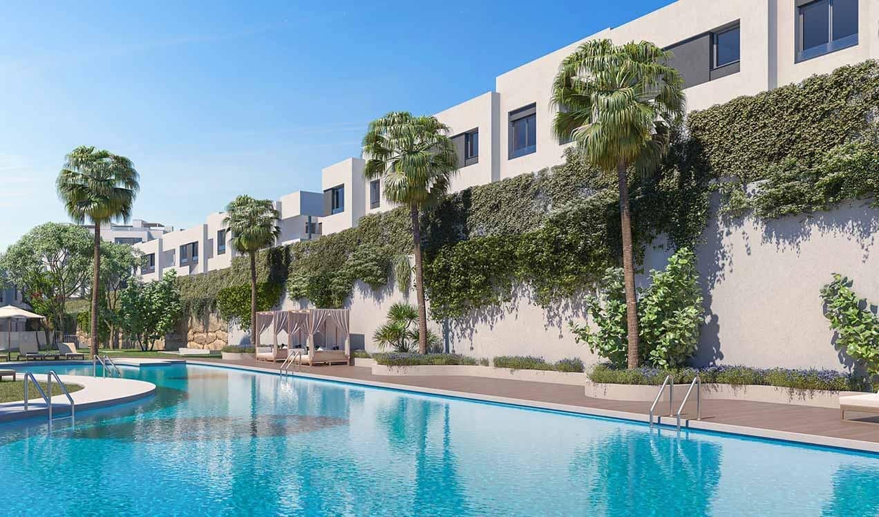 4 bedroom Villa for sale in Marbella with pool garage - € 654,000 (Ref: 10066451)
