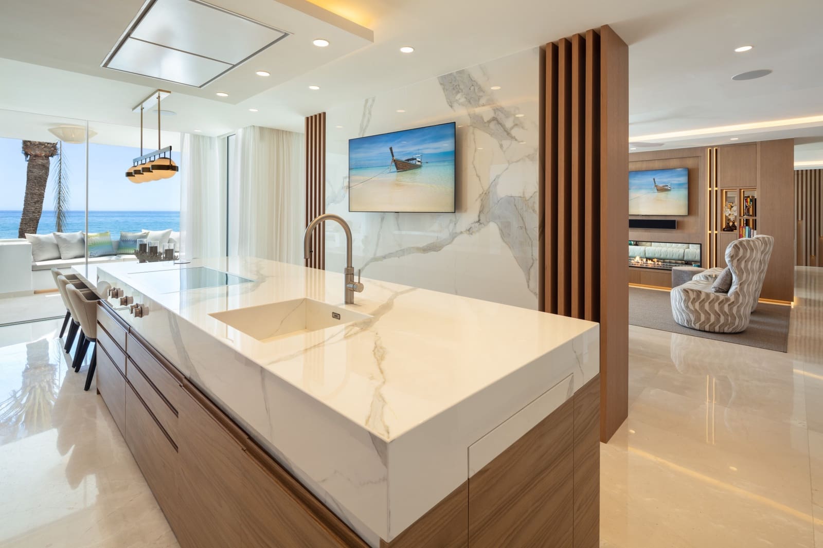 Apartamento de 6 habitaciones en Marbella en venta con piscina garaje - 22.000.000 € (Ref: 10066452)