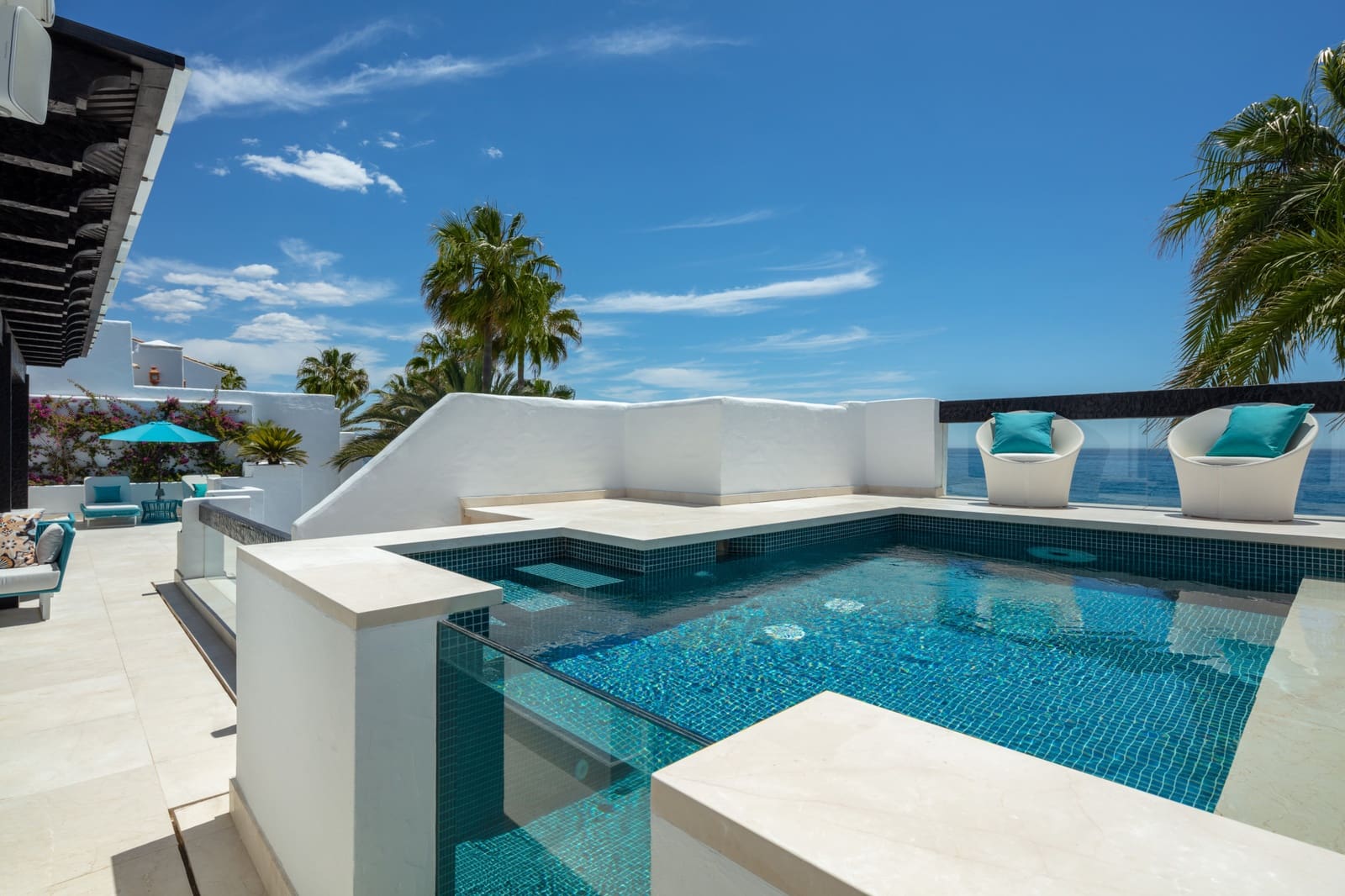 Apartamento de 6 habitaciones en Marbella en venta con piscina garaje - 22.000.000 € (Ref: 10066452)