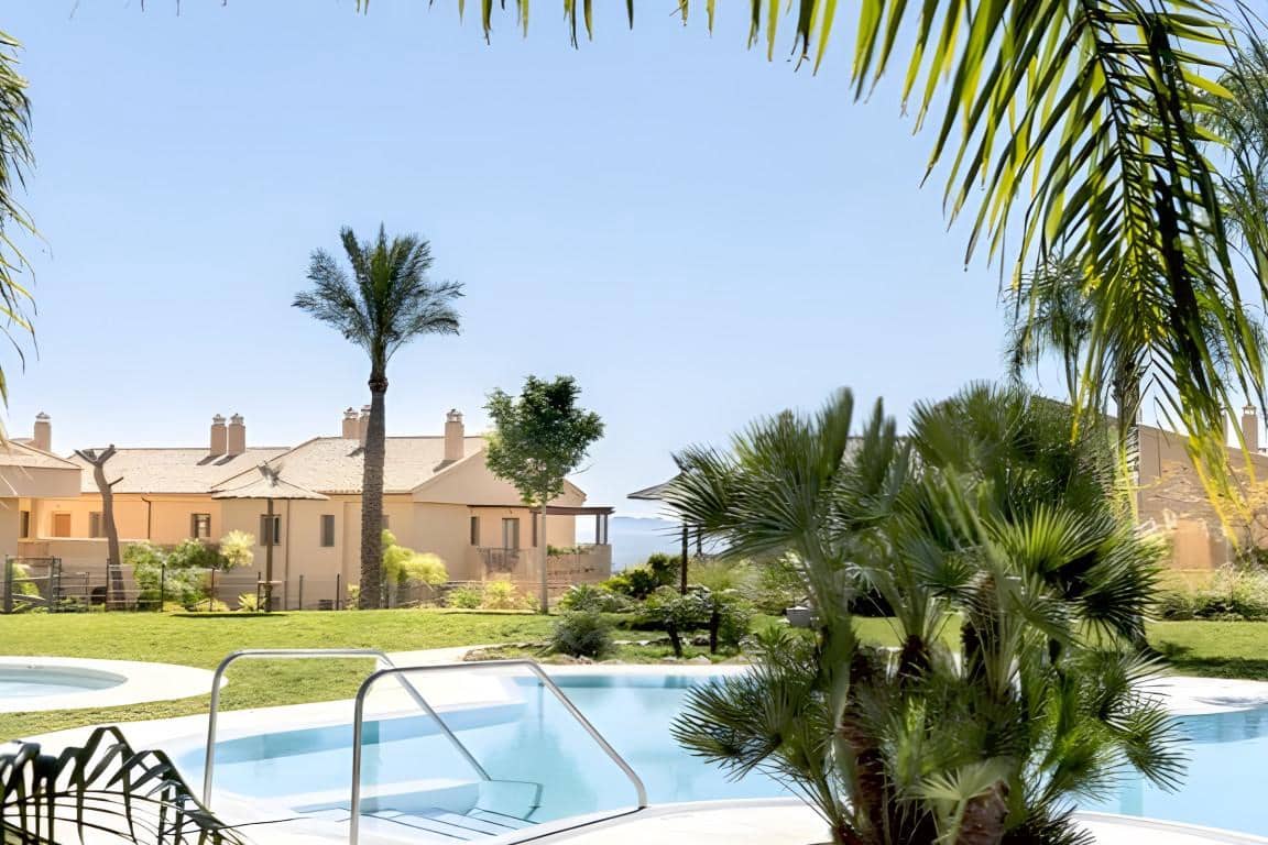 2 bedroom Apartment for sale in Marbella with pool garage - € 385,000 (Ref: 10066453)