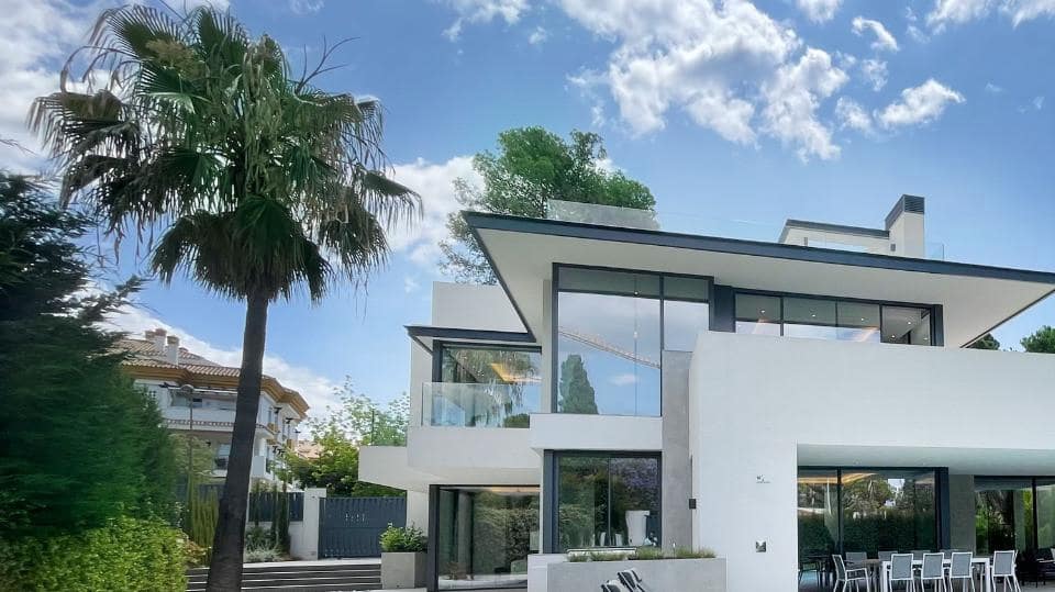 5 chambre Villa/Maison à vendre à Marbella avec piscine garage - 4 650 000 € (Ref: 10066458)