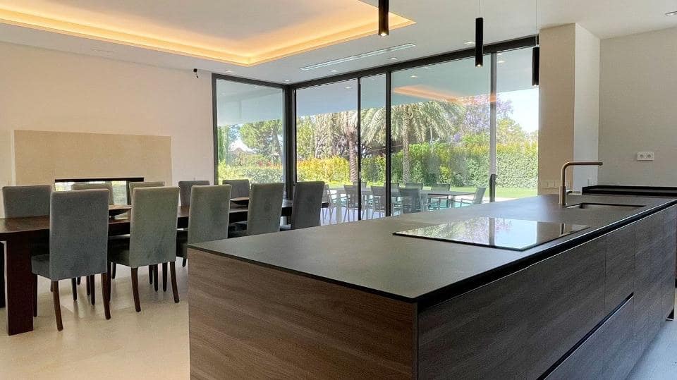 5 chambre Villa/Maison à vendre à Marbella avec piscine garage - 4 650 000 € (Ref: 10066458)