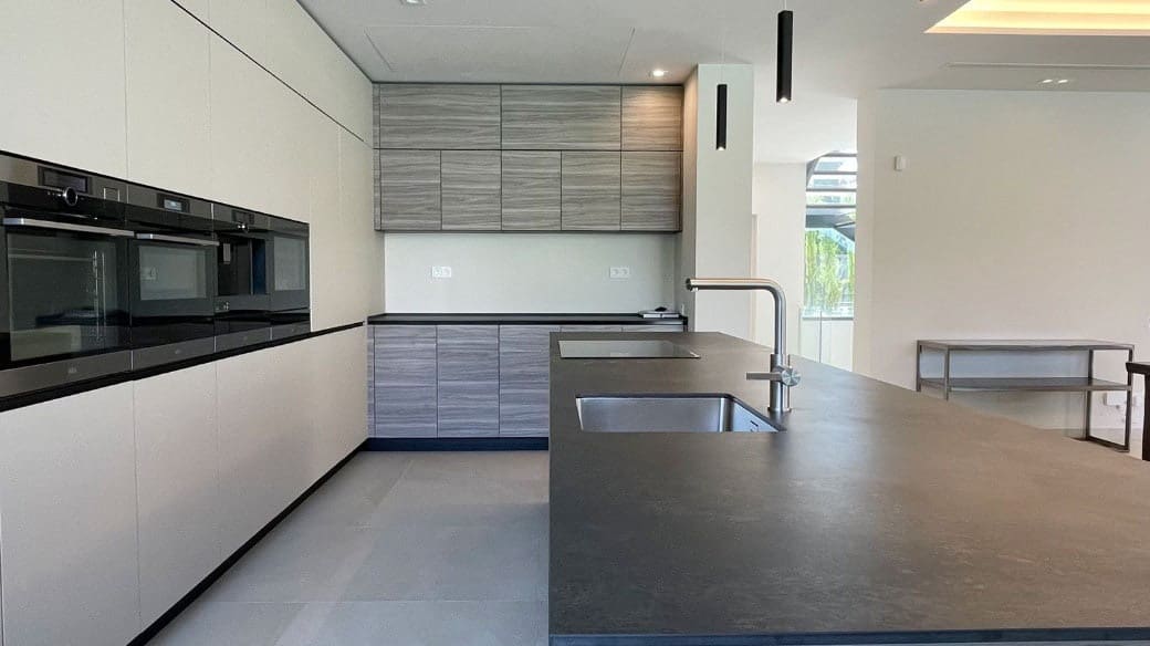 5 Zimmer Villa zu verkaufen in Marbella mit Pool Garage - 4.650.000 € (Ref: 10066458)