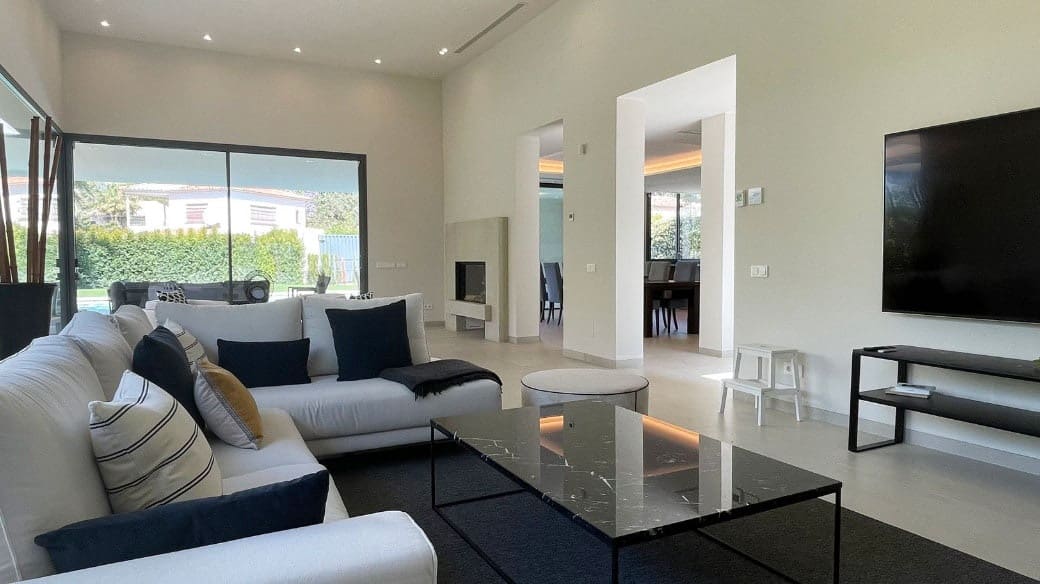 5 Zimmer Villa zu verkaufen in Marbella mit Pool Garage - 4.650.000 € (Ref: 10066458)