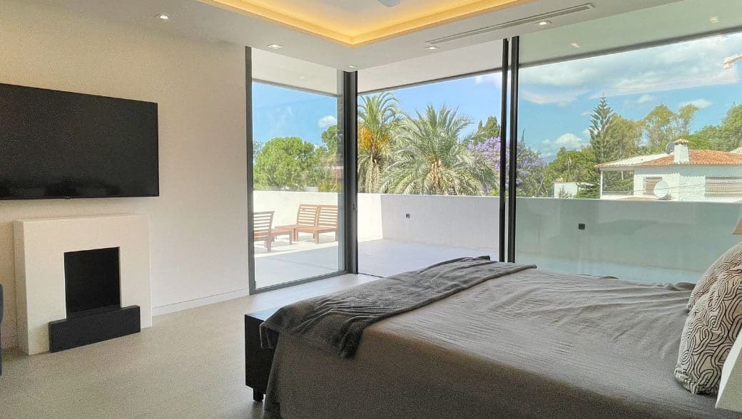 5 Zimmer Villa zu verkaufen in Marbella mit Pool Garage - 4.650.000 € (Ref: 10066458)