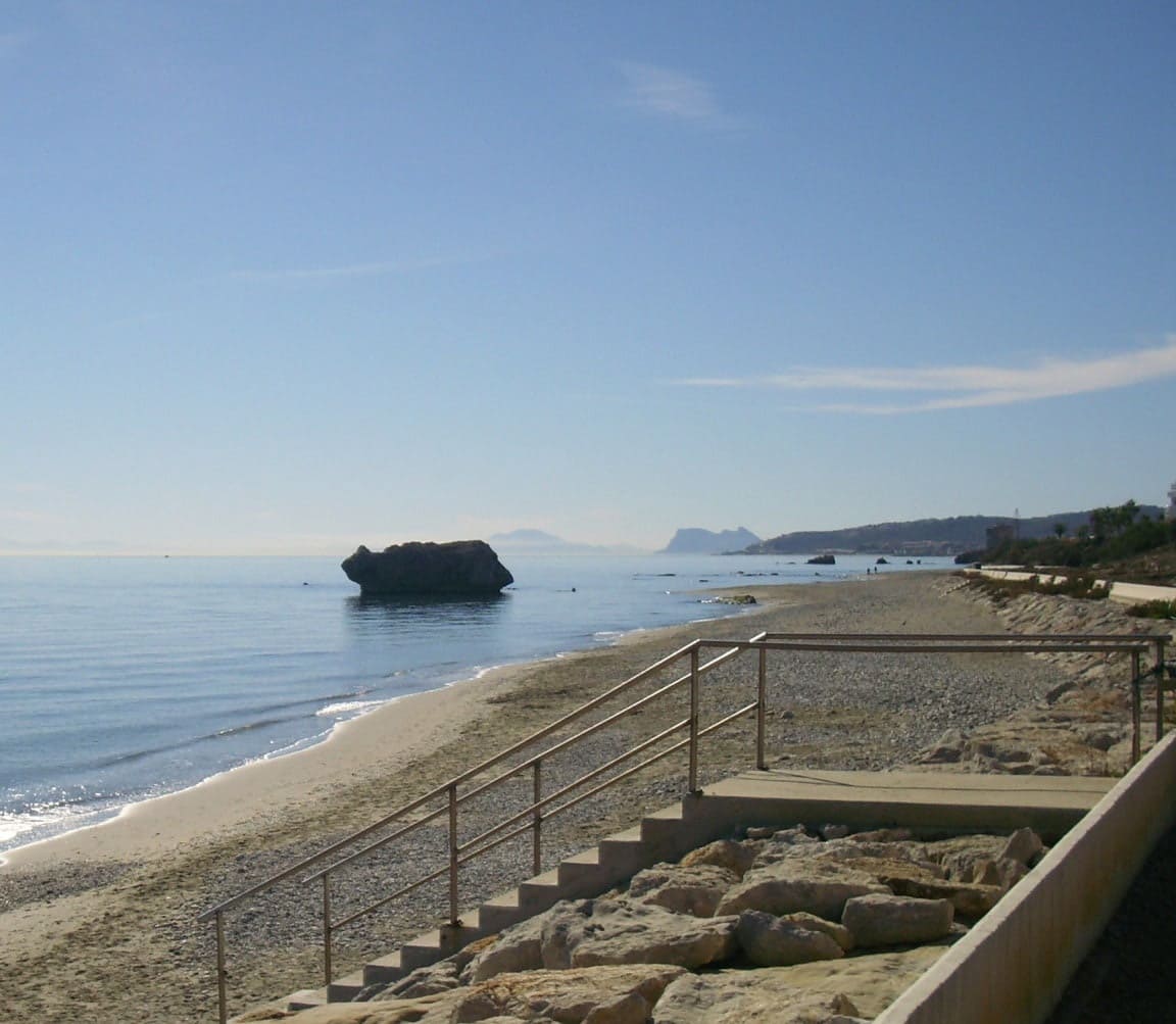 Apartamento de 3 habitaciones en Marbella en venta con piscina garaje - 279.000 € (Ref: 10066463)
