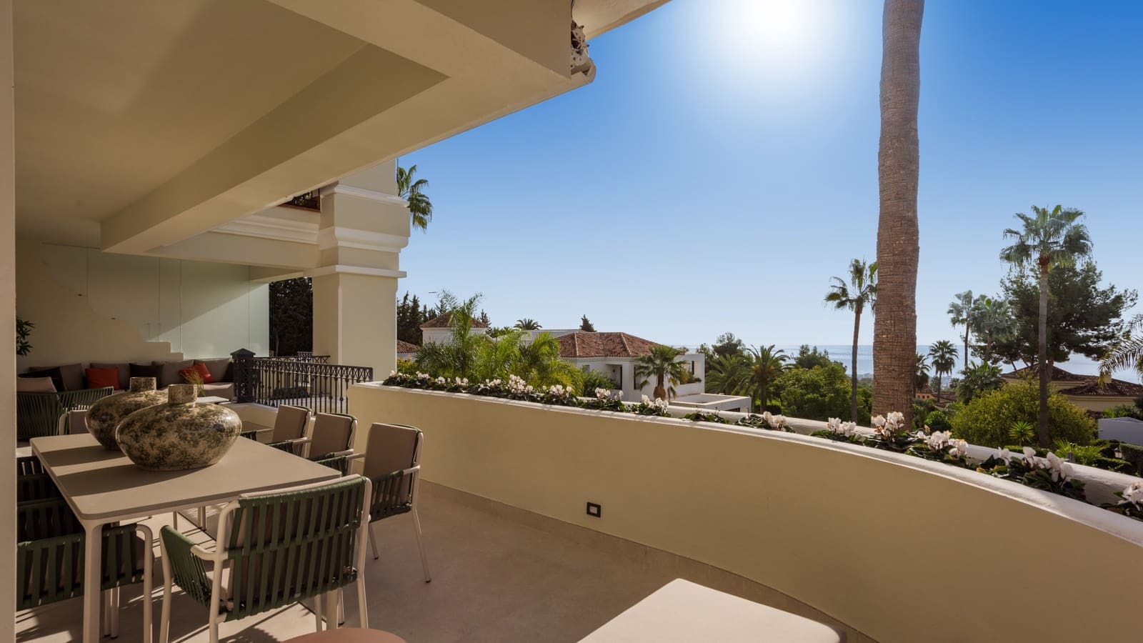 3 Zimmer Apartment zu verkaufen in Golden Mile mit Pool Garage - 2.650.000 € (Ref: 10066464)
