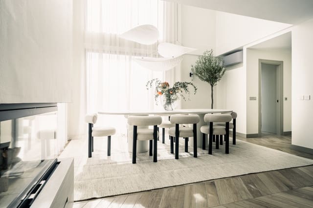 5 sypialnia Willa na sprzedaż w Marbella z basenem garażem - 2 795 000 € (Ref: 10066466)