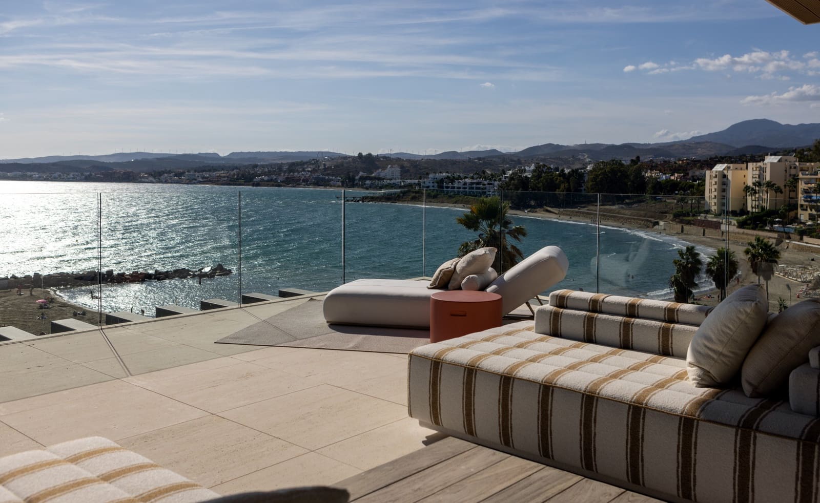 4 sovrum Lägenhet till salu i Estepona med pool - 2 240 000 € (Ref: 10066469)