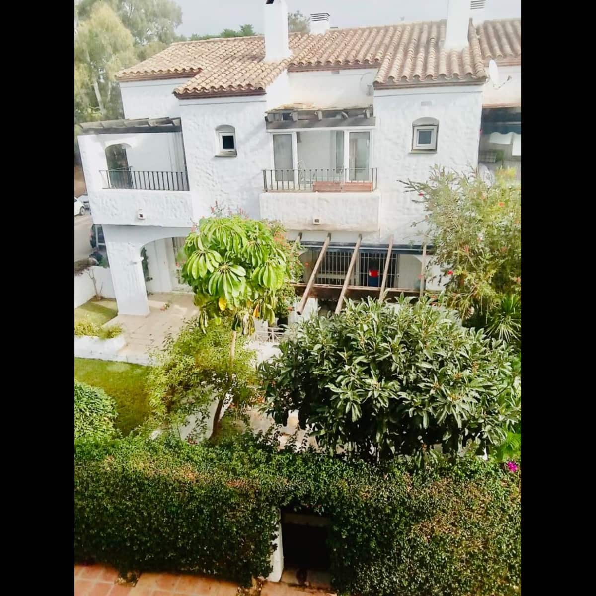 2 chambre Appartement à vendre à Marbella avec piscine - 300 000 € (Ref: 10066471)