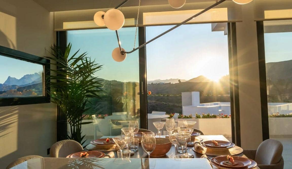 Chalet de 3 habitaciones en Marbella en venta con piscina garaje - 800.000 € (Ref: 10066472)