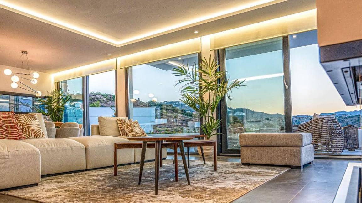 Chalet de 3 habitaciones en Marbella en venta con piscina garaje - 800.000 € (Ref: 10066472)