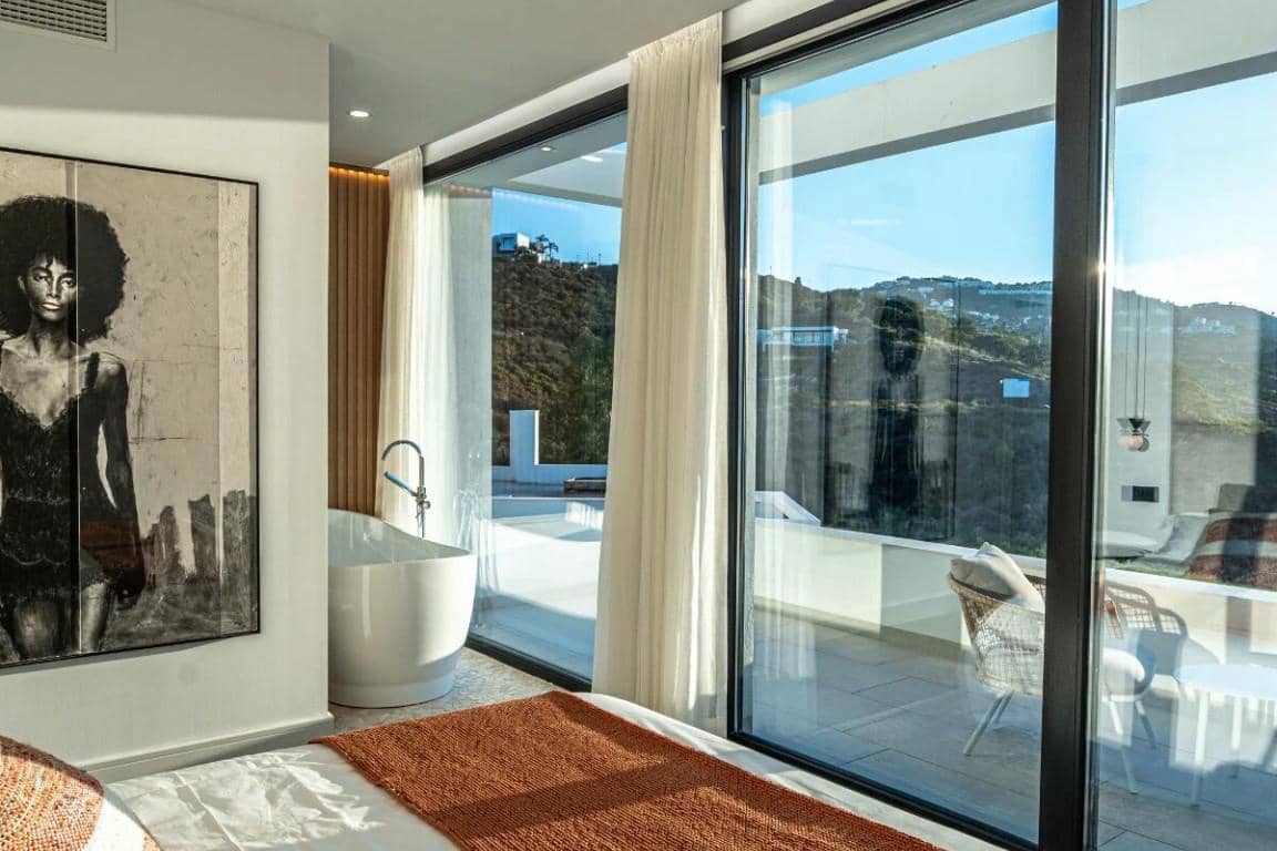 Chalet de 3 habitaciones en Marbella en venta con piscina garaje - 800.000 € (Ref: 10066472)
