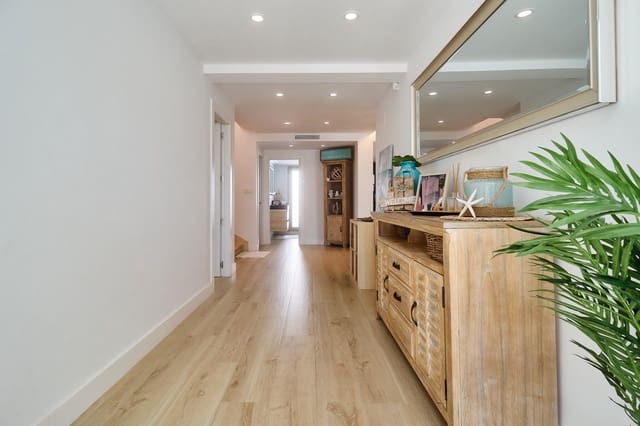 Chalet de 5 habitaciones en Benalmádena en venta con piscina garaje - 1.390.000 € (Ref: 10066477)