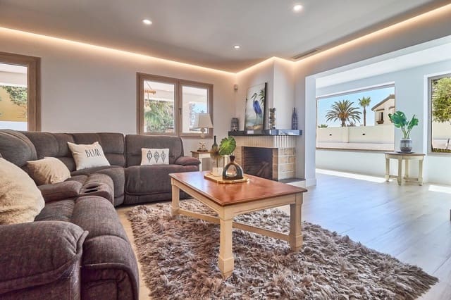 Chalet de 5 habitaciones en Benalmádena en venta con piscina garaje - 1.390.000 € (Ref: 10066477)
